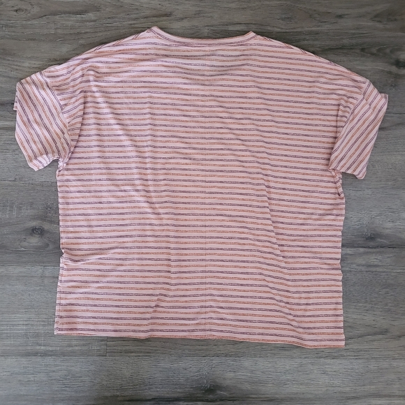 REI Top! - Picture 3 of 5